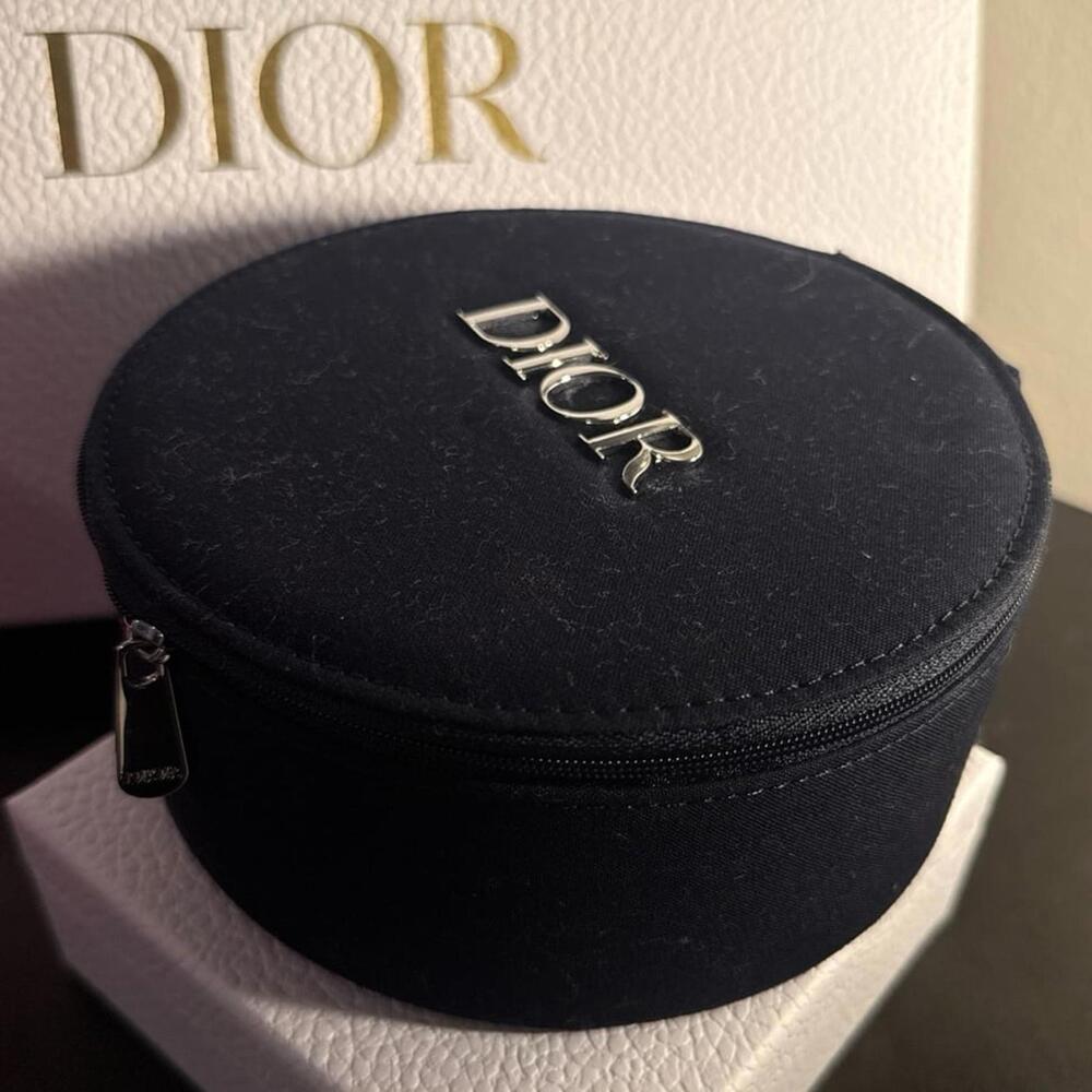 Dior Beauty round Jewelery case/vanity.